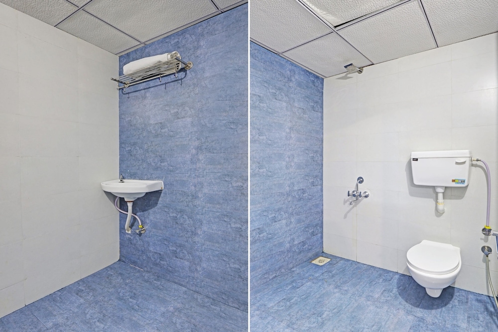 Hotel Solitaire Luxurious AC Rooms Surat