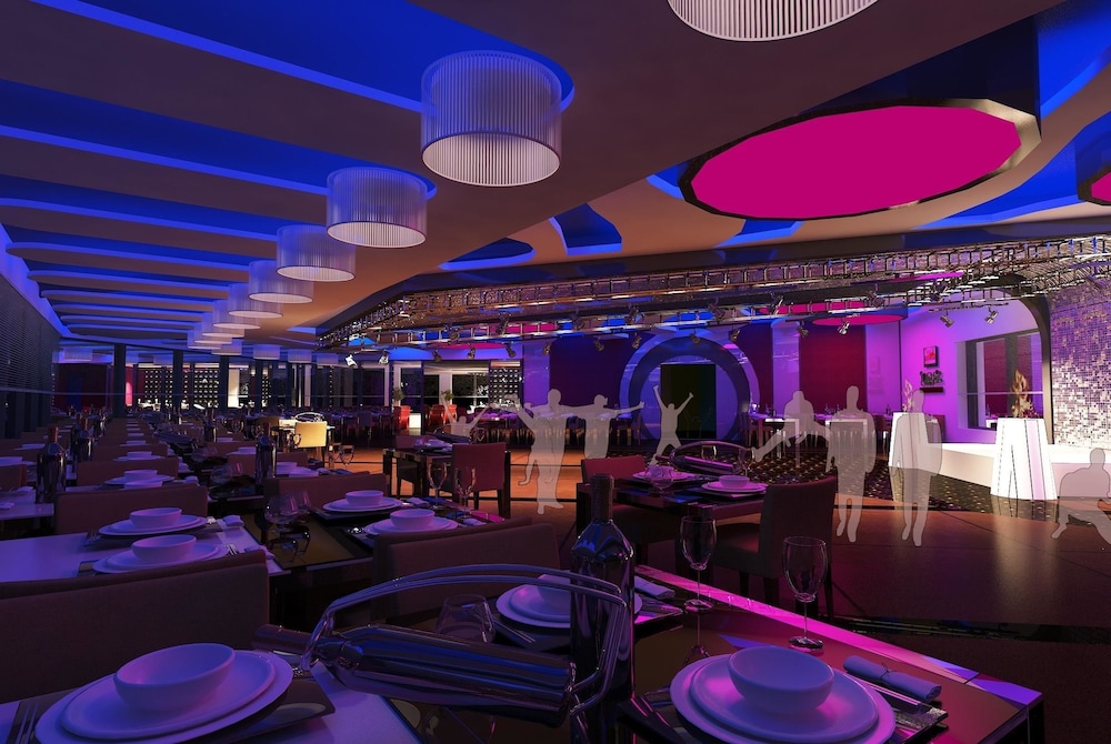 Ramada by Wyndham Mersin - Image 27