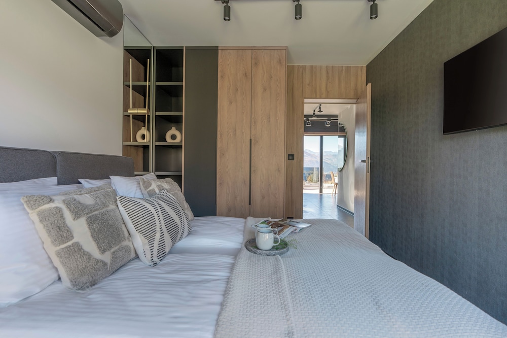 Wierchy View - Loft Affair Collection