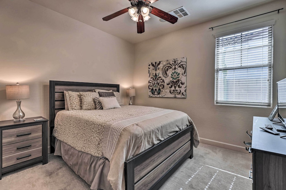 Idyllic Gilbert Abode w/ Private Pool: Near Golf!