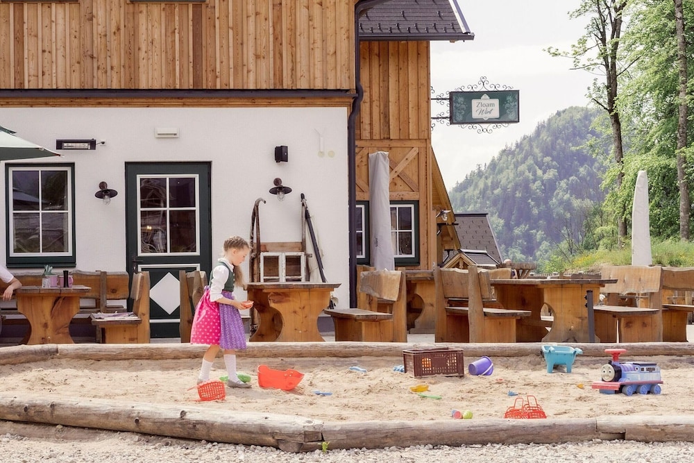 Chalet Near Lake Grundlsee With Sauna