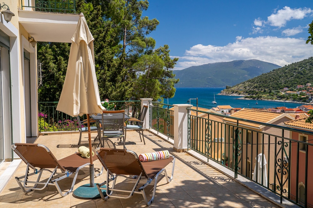 Faos Luxury Apartments