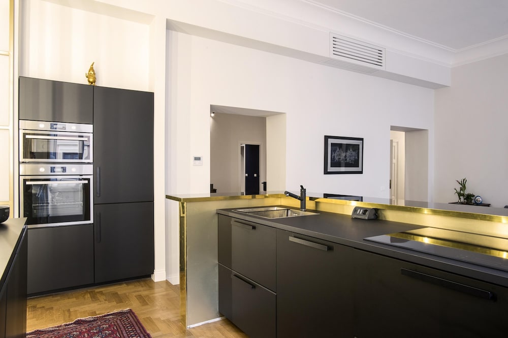 Le Fontane - Perfect Apartment Airy Tasteful Modern in a Historic Rome
