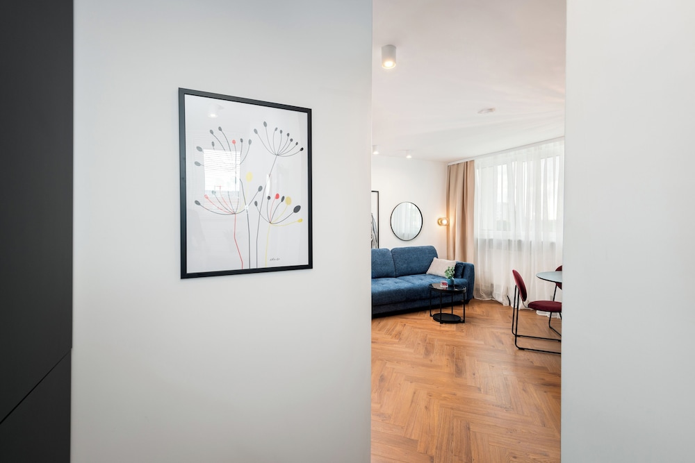 Crystal - by Kairos Apartments