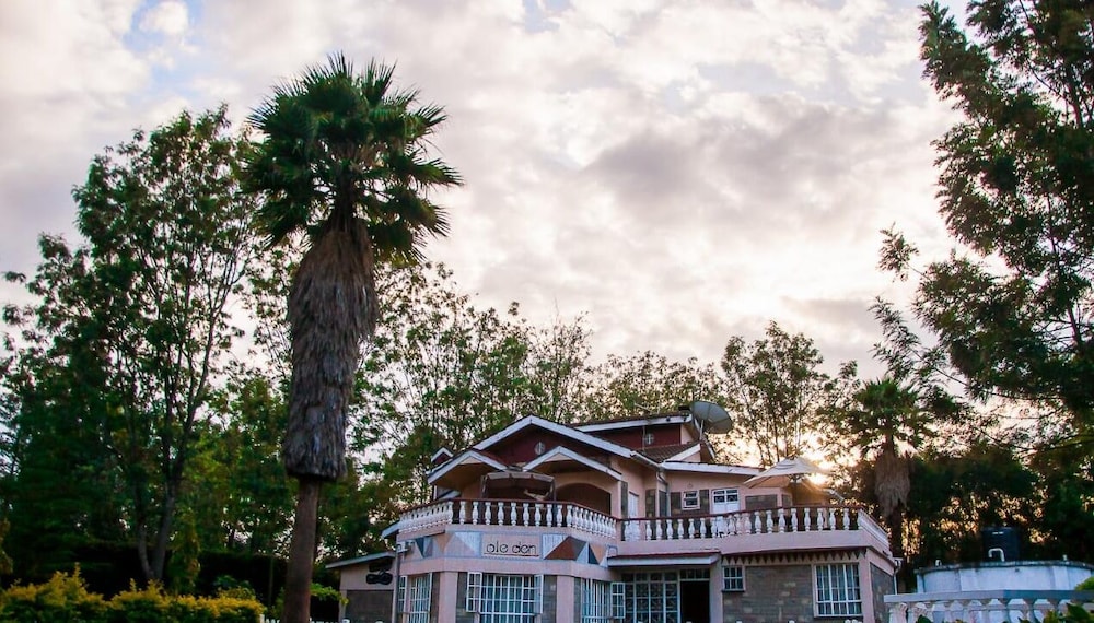 Stay.Plus Ole Den Party House Kajiado view 4