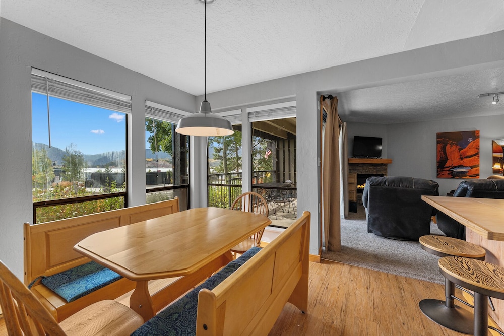 Lake Cliffe #108, Building F