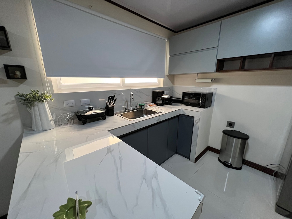 Fully Equipped and Furnished Apartment and Office