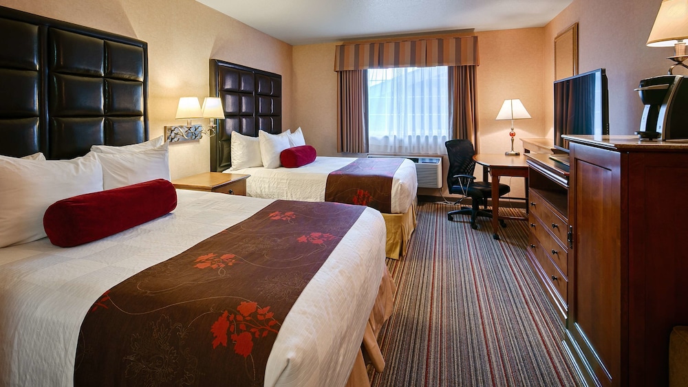 Best Western Plus Rama Inn & Suites
