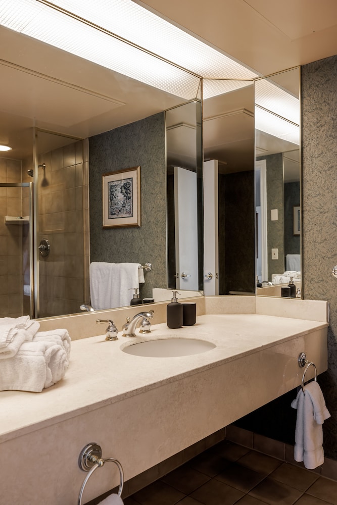 Horseshoe Valley Suites - The Elm