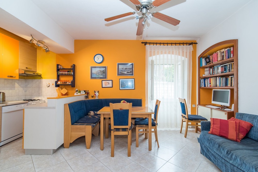 Sea Stone - Apartment by the Sea - A1 view 5