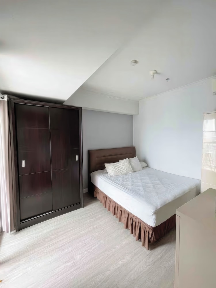 Platinum Royal Mediterania West Jakarta
