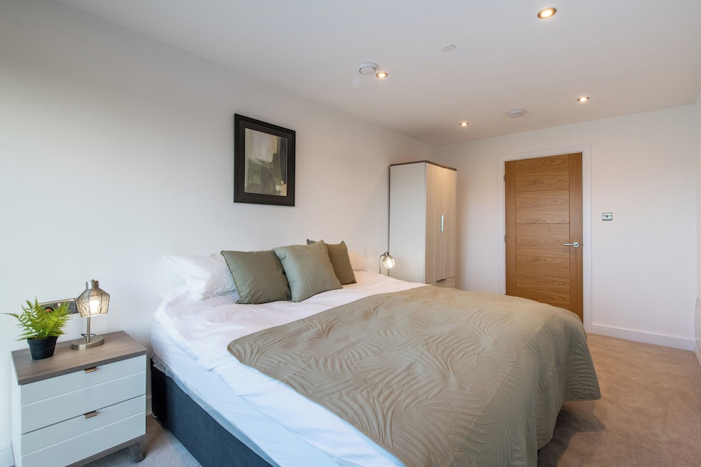 Axis Apartment