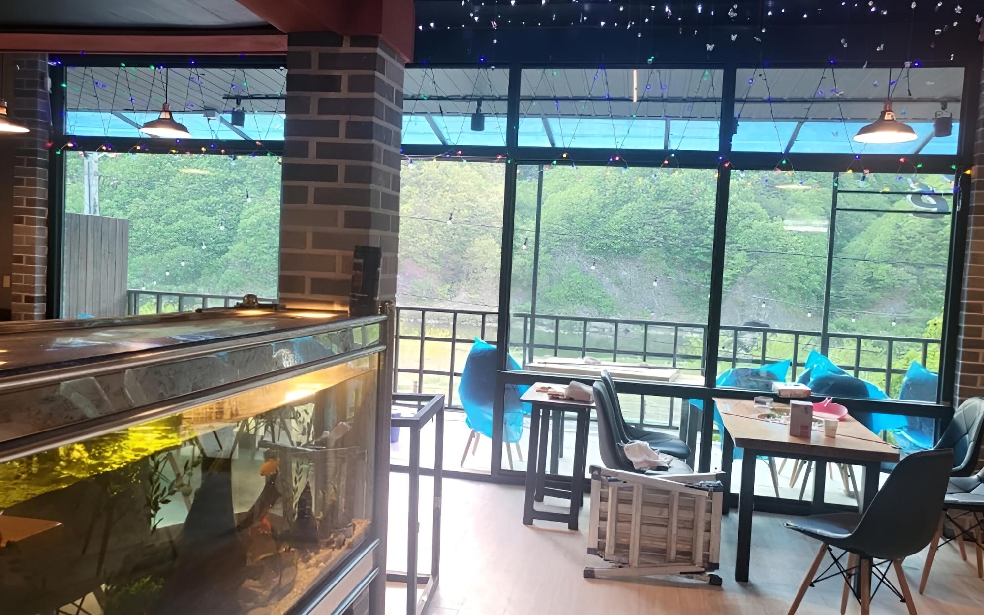 Yeongwol Donggang Close Pension