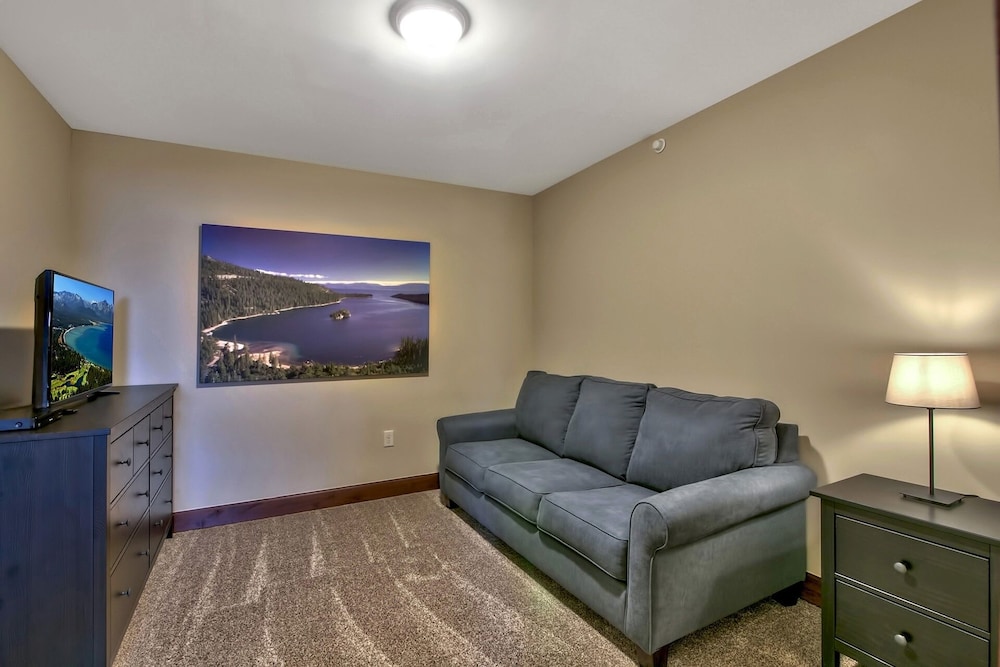 Conifer Chalet 3 Bedroom Condo