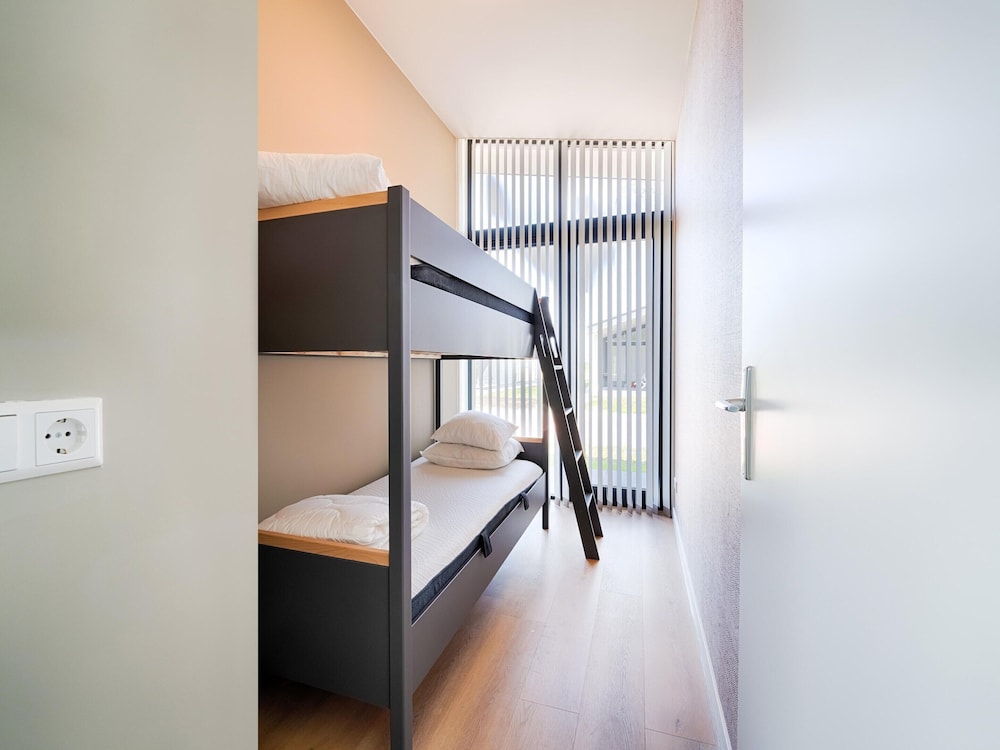 Holiday Home in Oud Ade Near Kaag Lakes