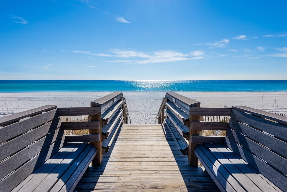 Beach Resort 514