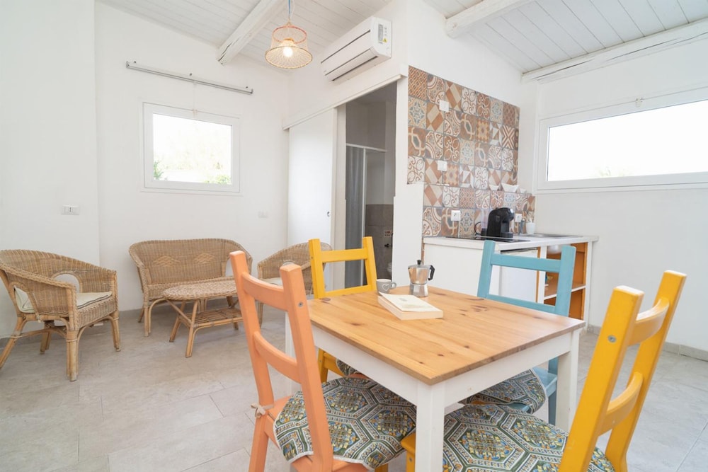 Villa Malamuri in Caucana-finaiti-casuzze-finaiti Nord