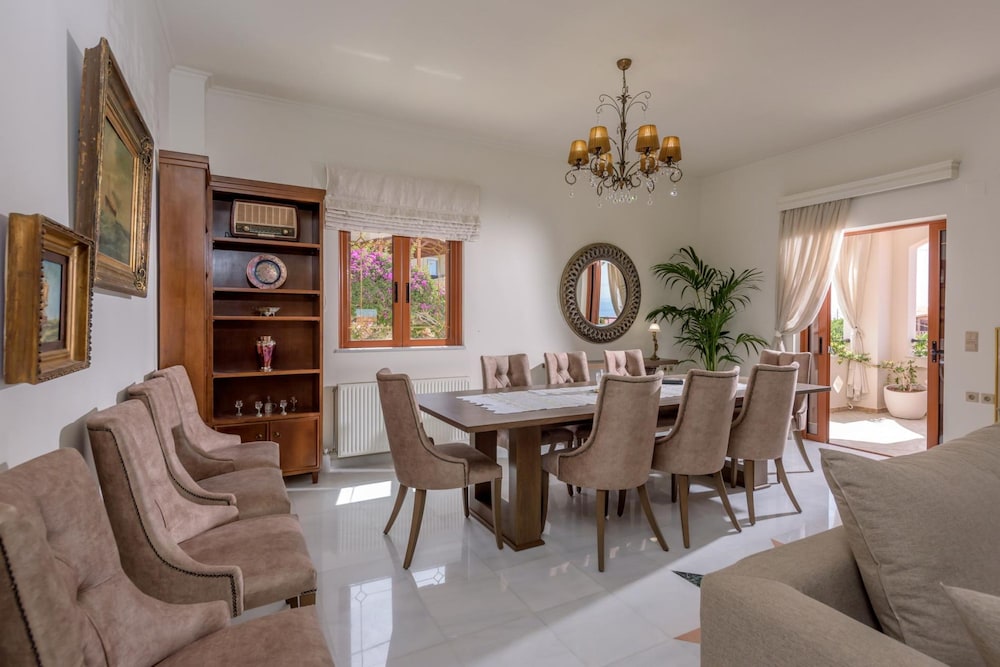 Villa Araucaria Private Pool Jacuzzi Seaview