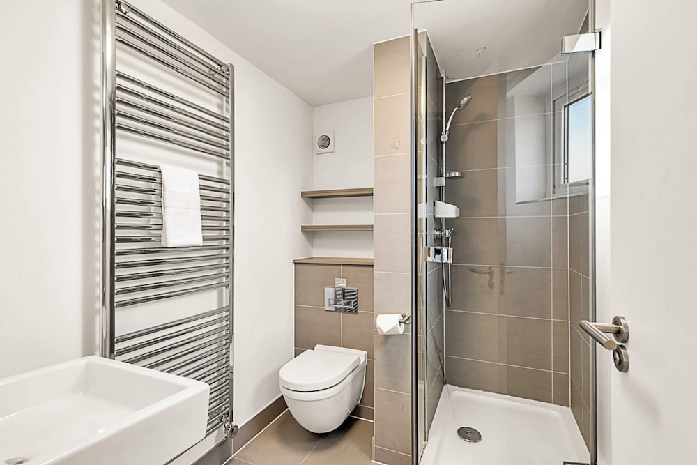 Chic Belgravia Apartment