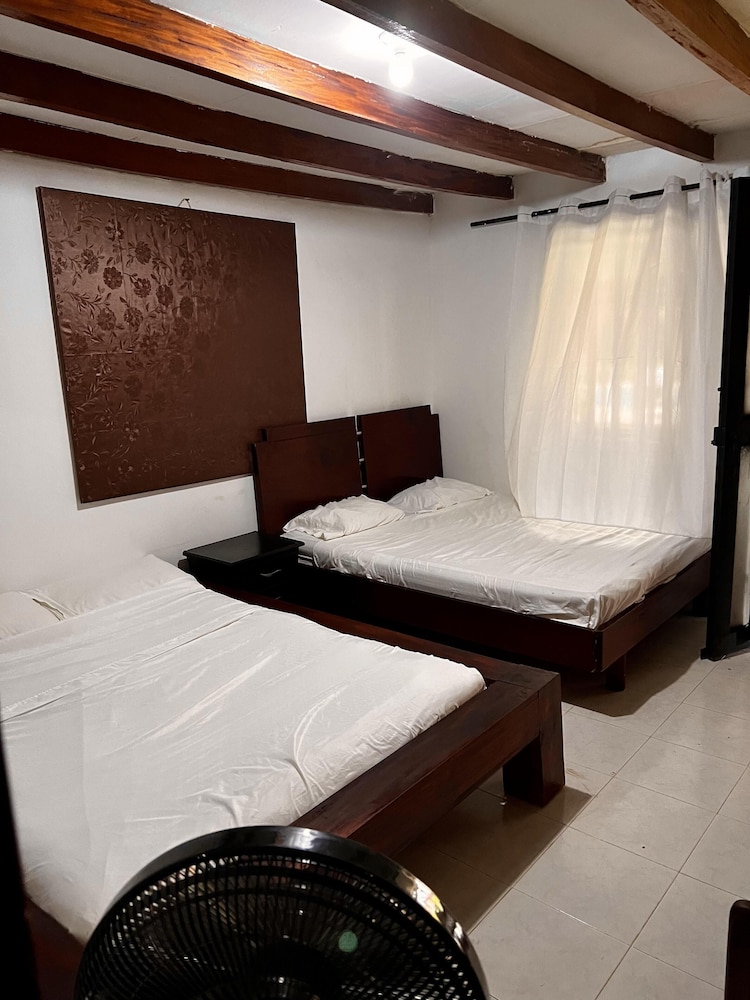 Inviting 14-bed Villa in Toro Valle del Cauca view 4
