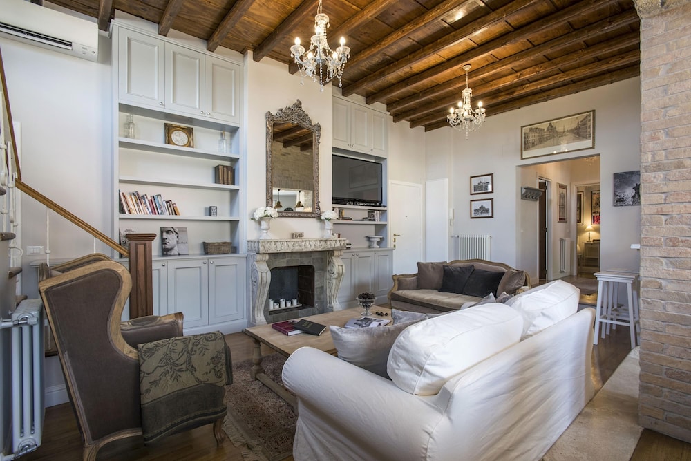 Treasurerome Spanish Steps Terrace 3BR