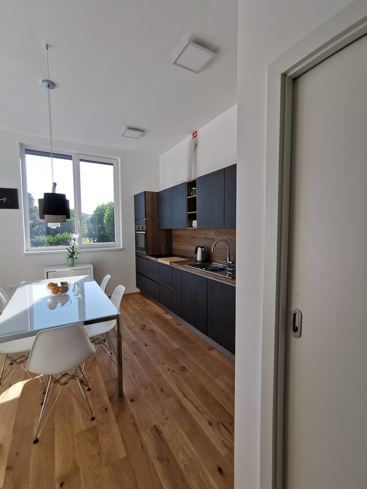 Apartments Egis Koper