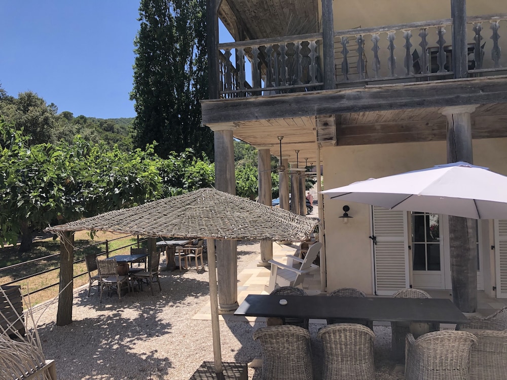 Le clos des sept palmiers