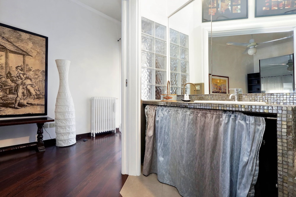 Clementina - WR Apartments