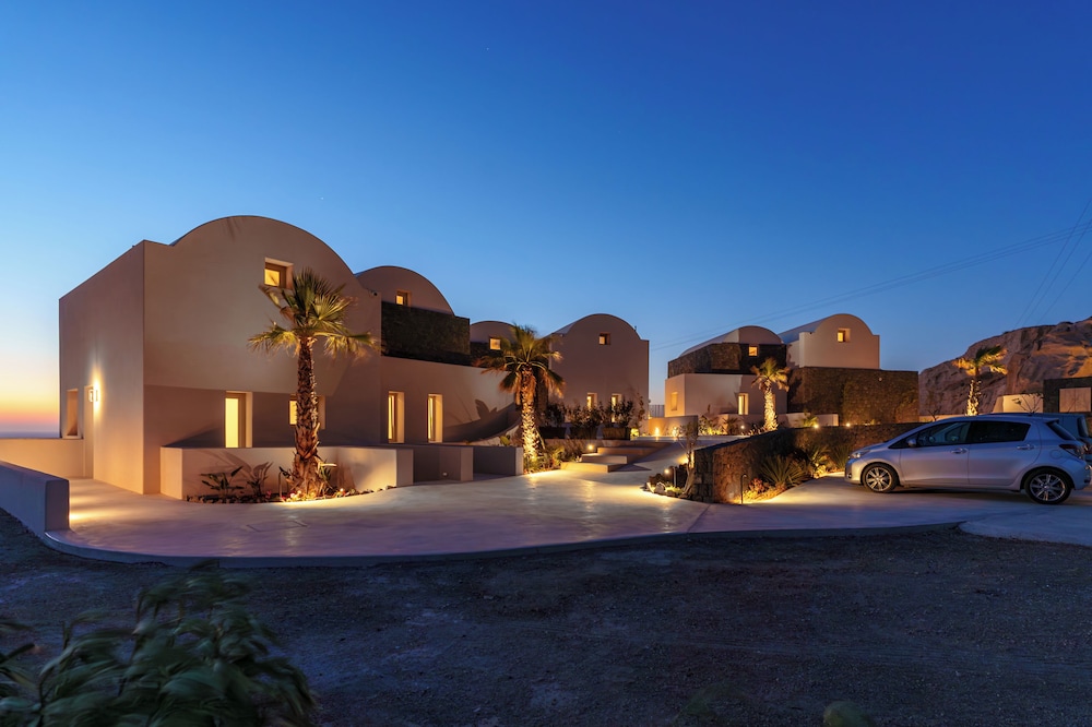 Halo Santorini- Living Experience view 5