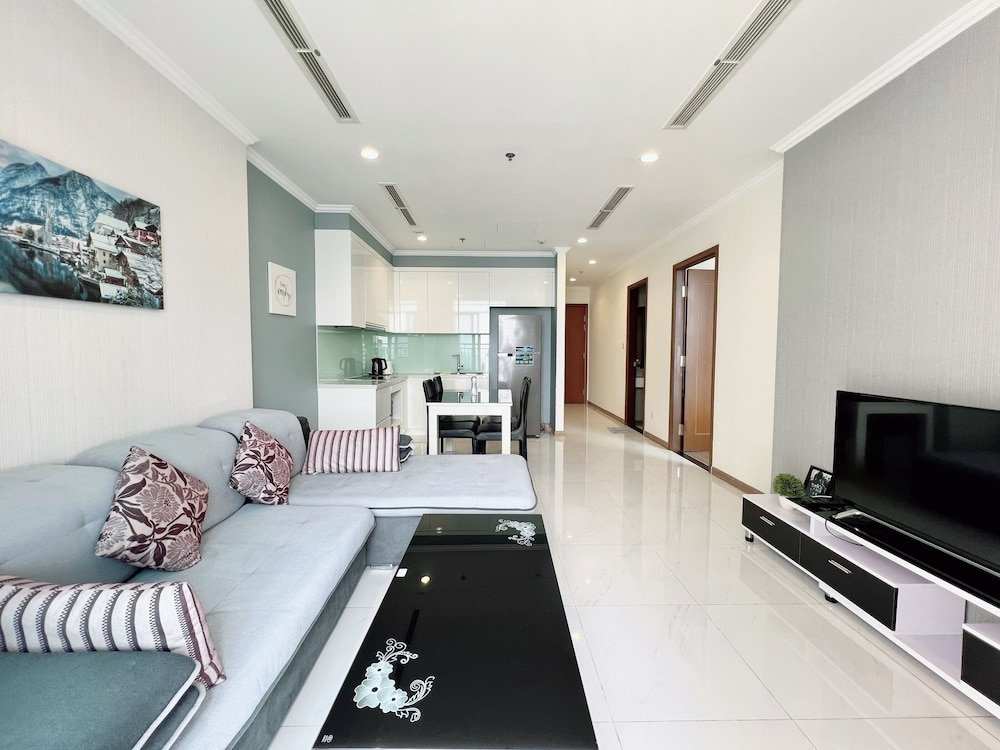 Wow! Homes by Christine - Vinhomes Luxury