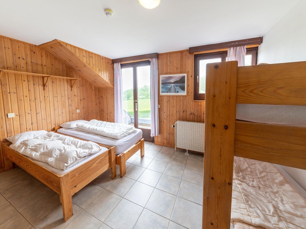 Villa in Ardennes With Sauna and Jacuzzi