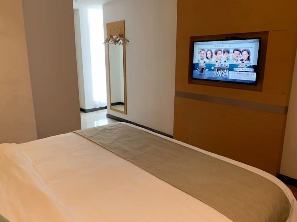 GreenTree Inn Fuzhou Gushilou District North Xierhuan Road Zuohai park Express Hotel
