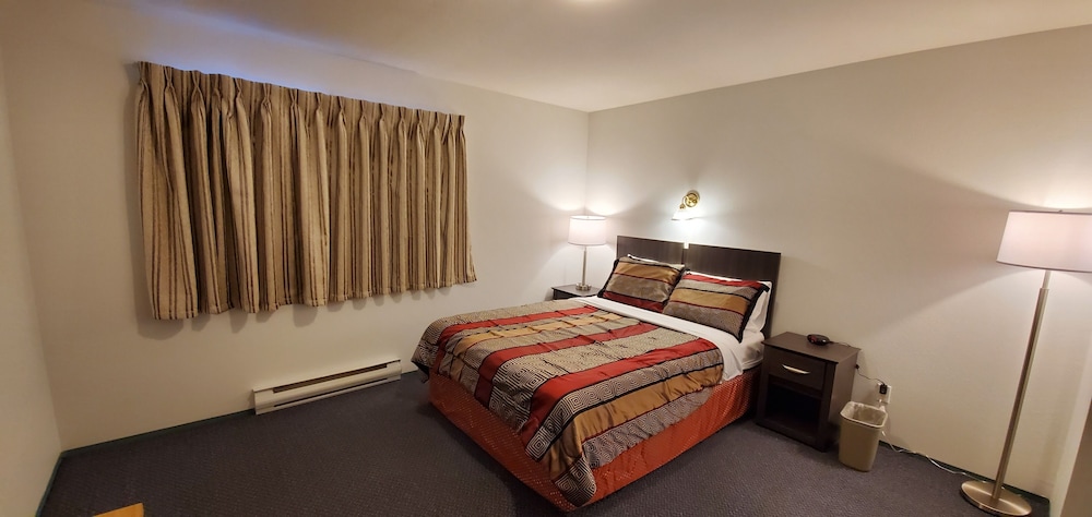 Travelodge by Wyndham McBride