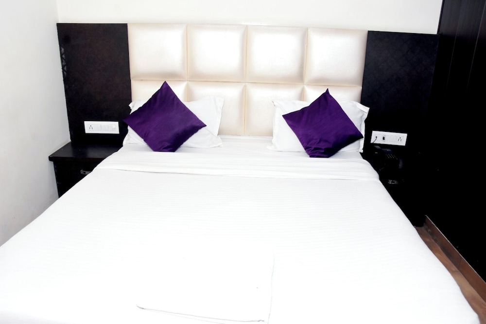 HOTEL RR PALACE GORAKHPUR
