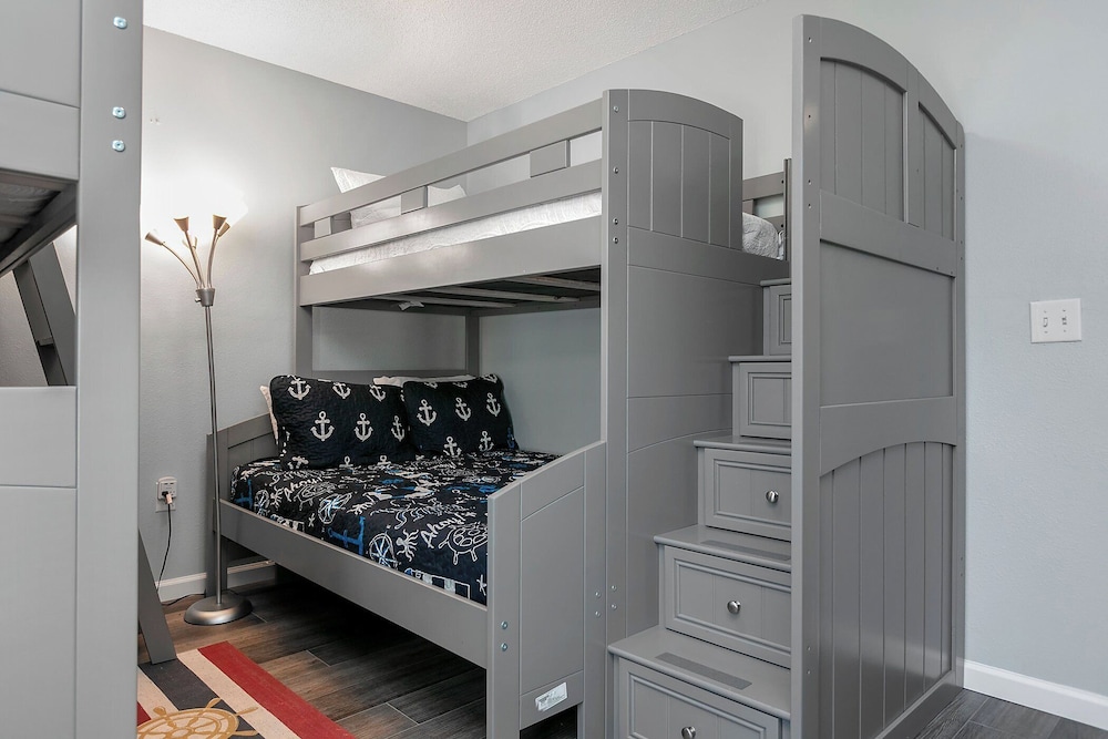Happy Ours by Southern Vacation Rentals