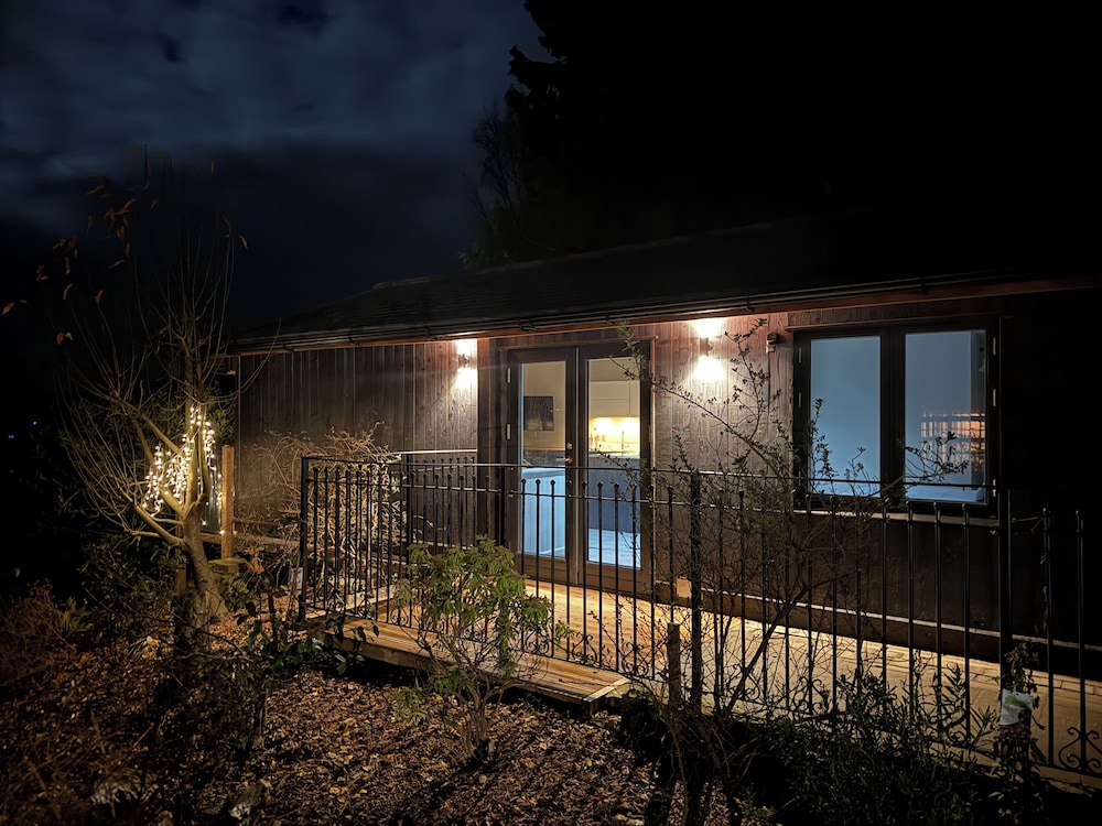 Sir George Baker Cabin