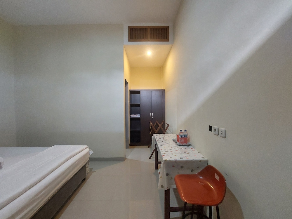 Gondang Sivali Hotel
