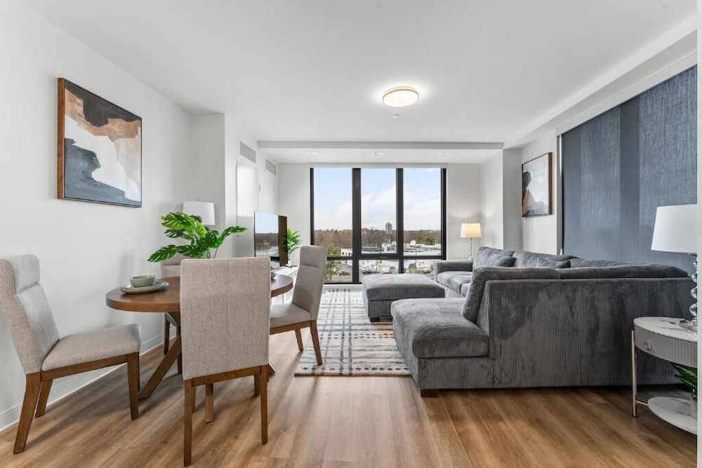 Furnished Apts near Harvard Stadium