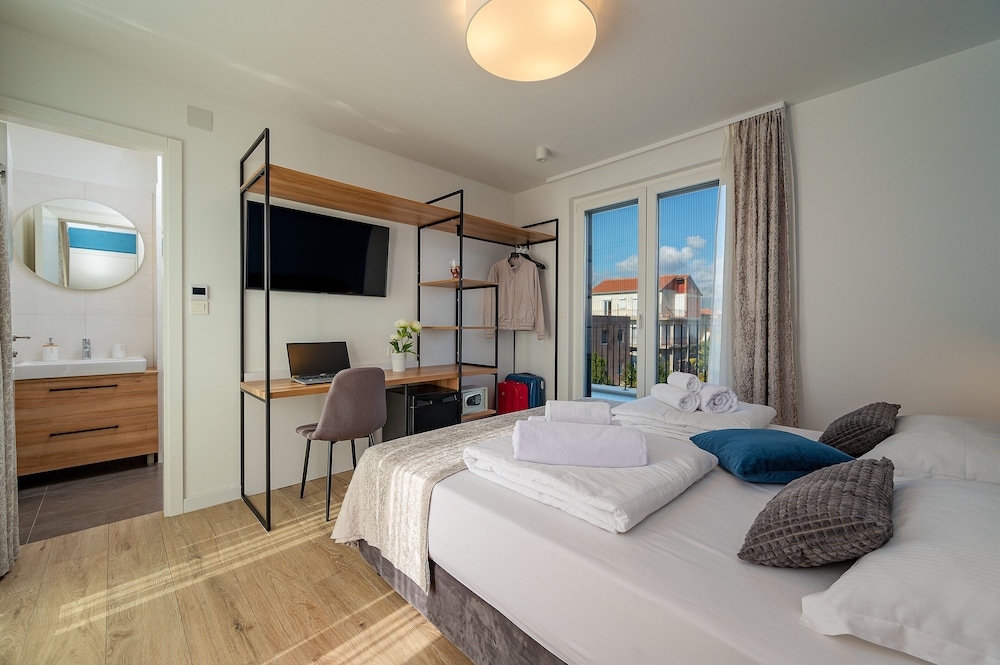 Seven Seas Residence view 5