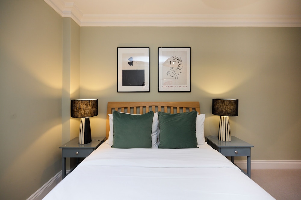 Lapwing Court Retreat