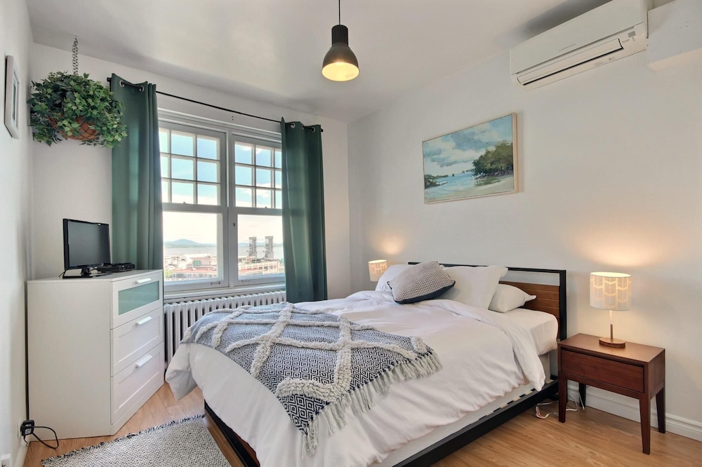Single Room River View-3