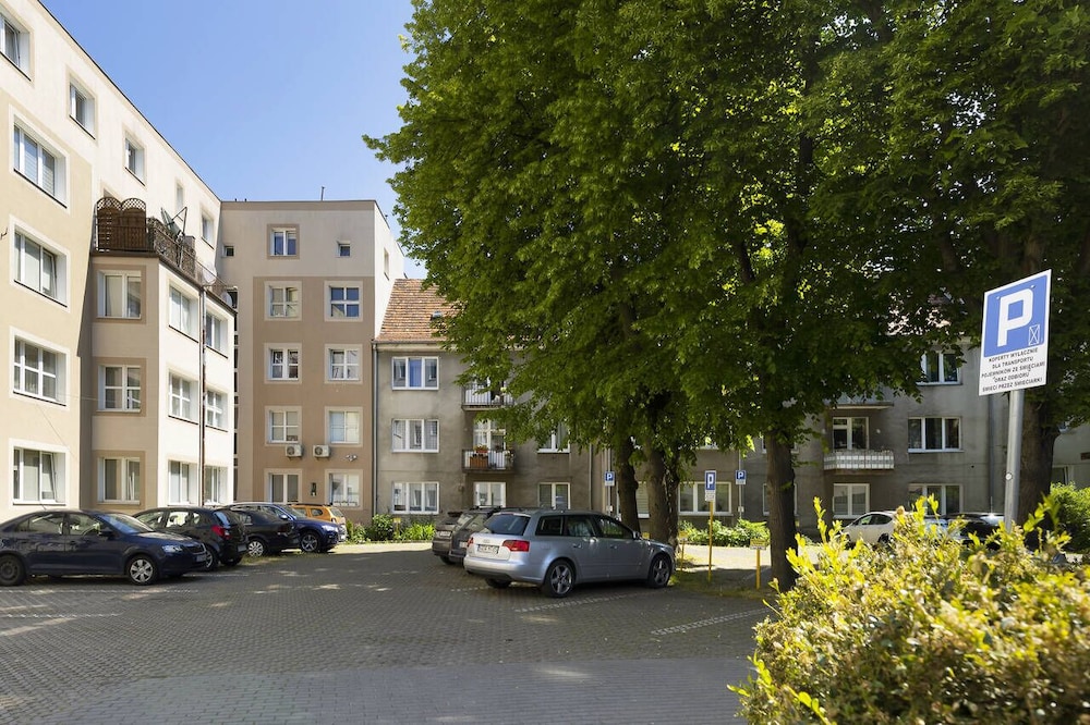 Elite Apartments Wesola Economy