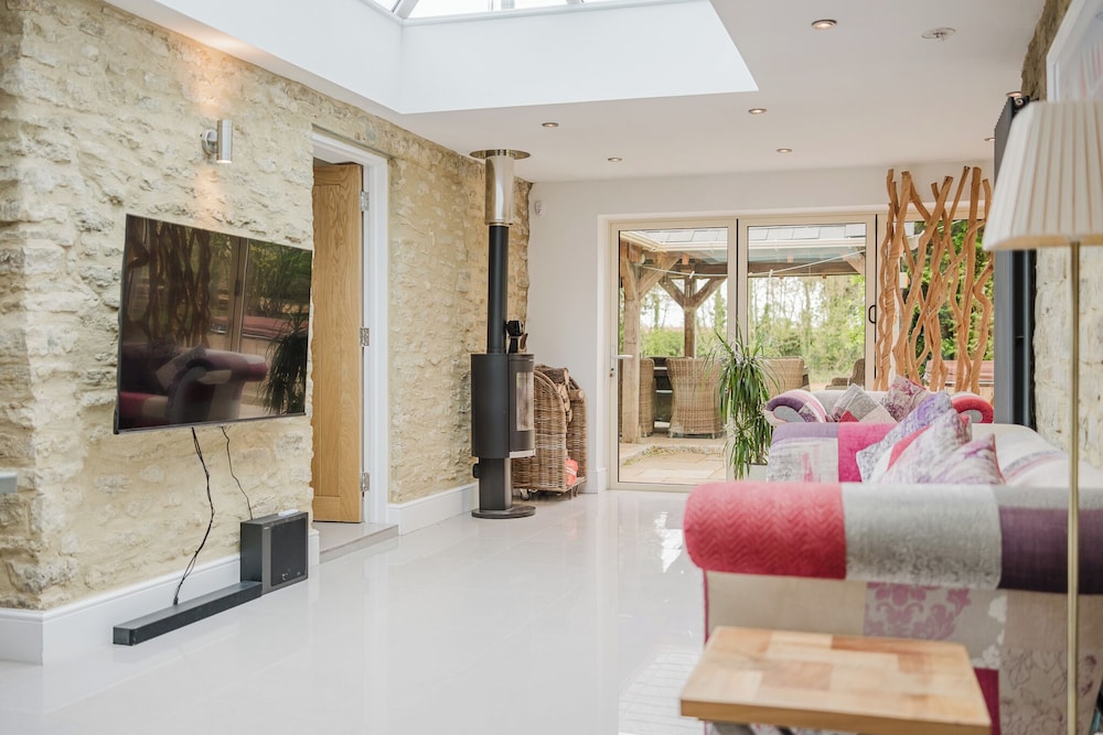 Inkerman House-Gorgeous House and Garden