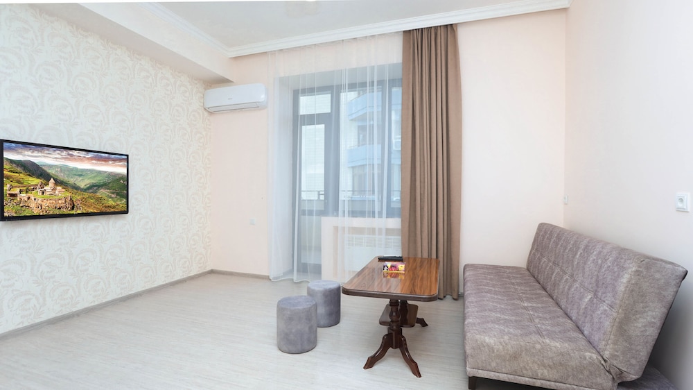 Stay Inn on Argishti 7/13
