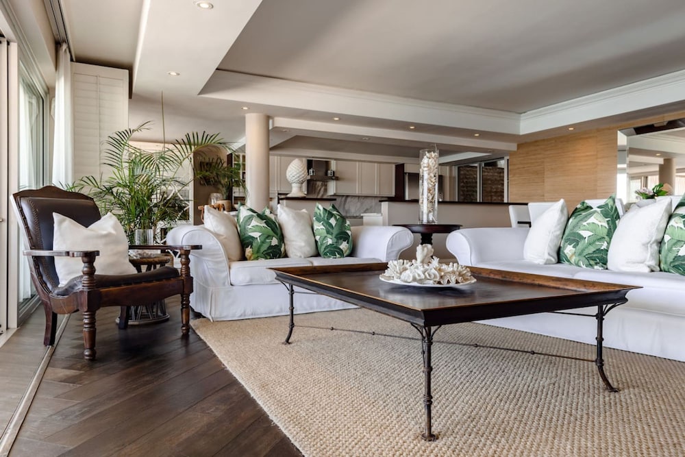 Clifton Views - Oceanfront Home
