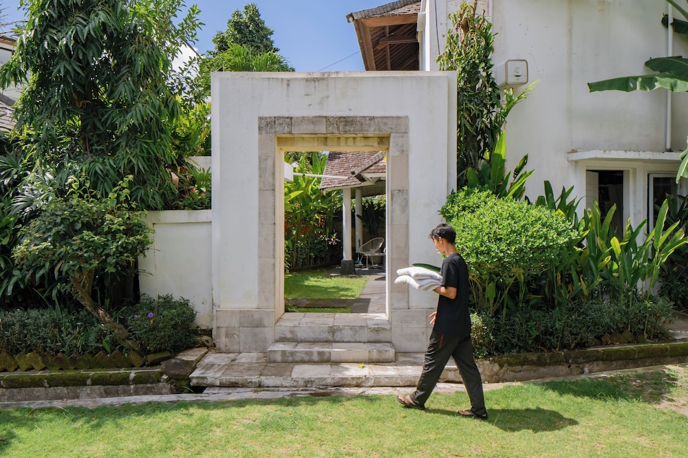 Outsite Bali