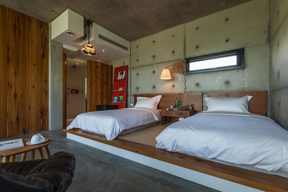 Juststay