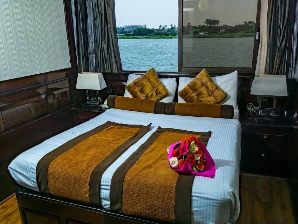 Nile Cruise Cairo Hotel