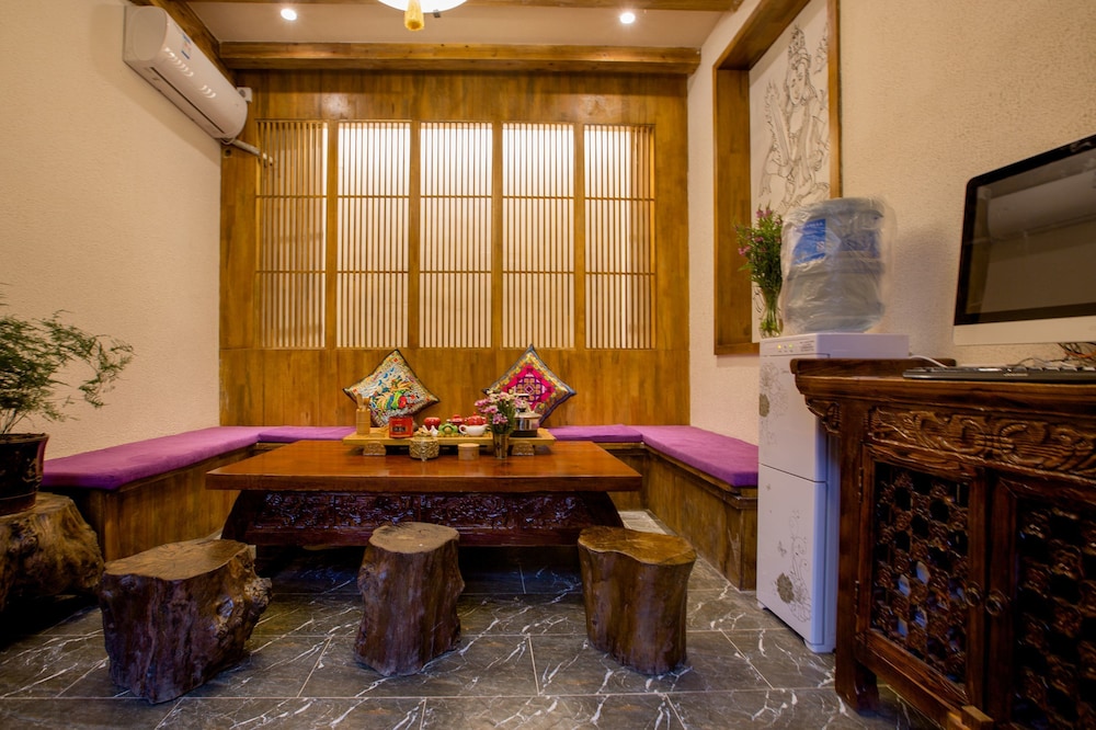 The Purplevine Inn Lijiang