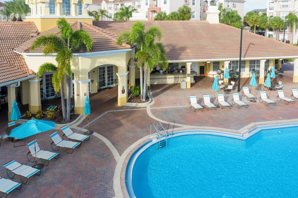 Magnificent 2 Bedroom Apartment Vista Cay Resort 107